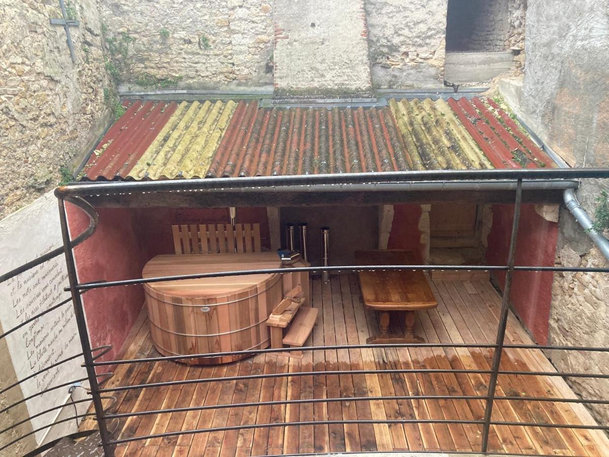 Bed and Breakfast Le Patio De Xenia La Charité-sur-Loire Exterior foto